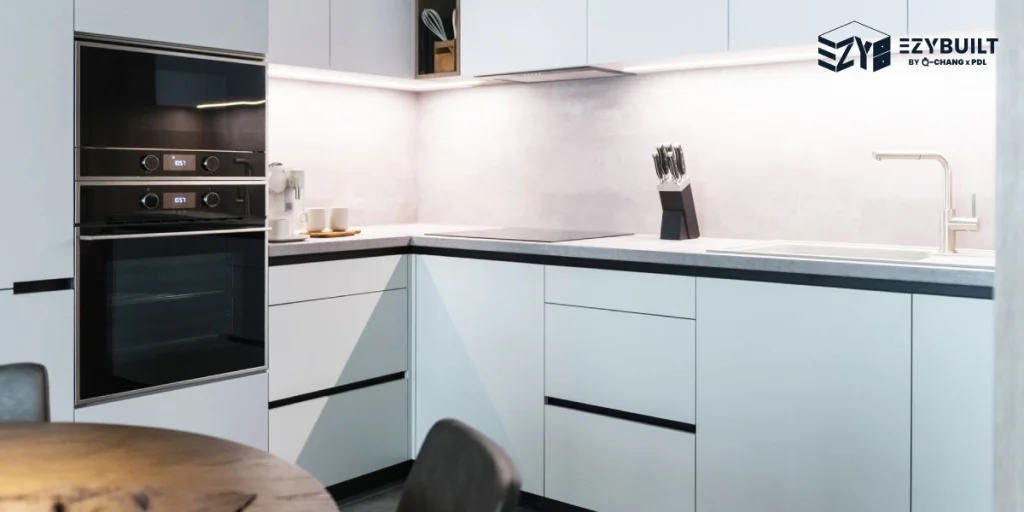 ไอเดียเคาน์เตอร์ครัว สีขาวจาก EZYBUILT