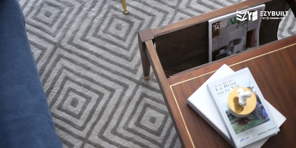 แต่งคอนโดขนาดเล็กด้วยพรมลายเรขาคณิต ช่วยให้ห้องเล็ก ๆ ดูมีมิติมากขึ้น