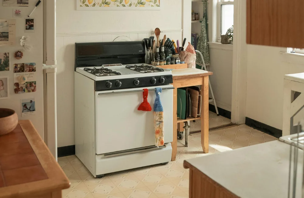 ไอเดียต่อเติมครัวหลังบ้านแบบผสมผสาน