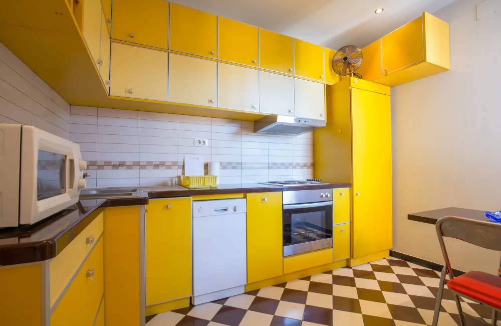 สีห้องครัวโทนสีเหลือง